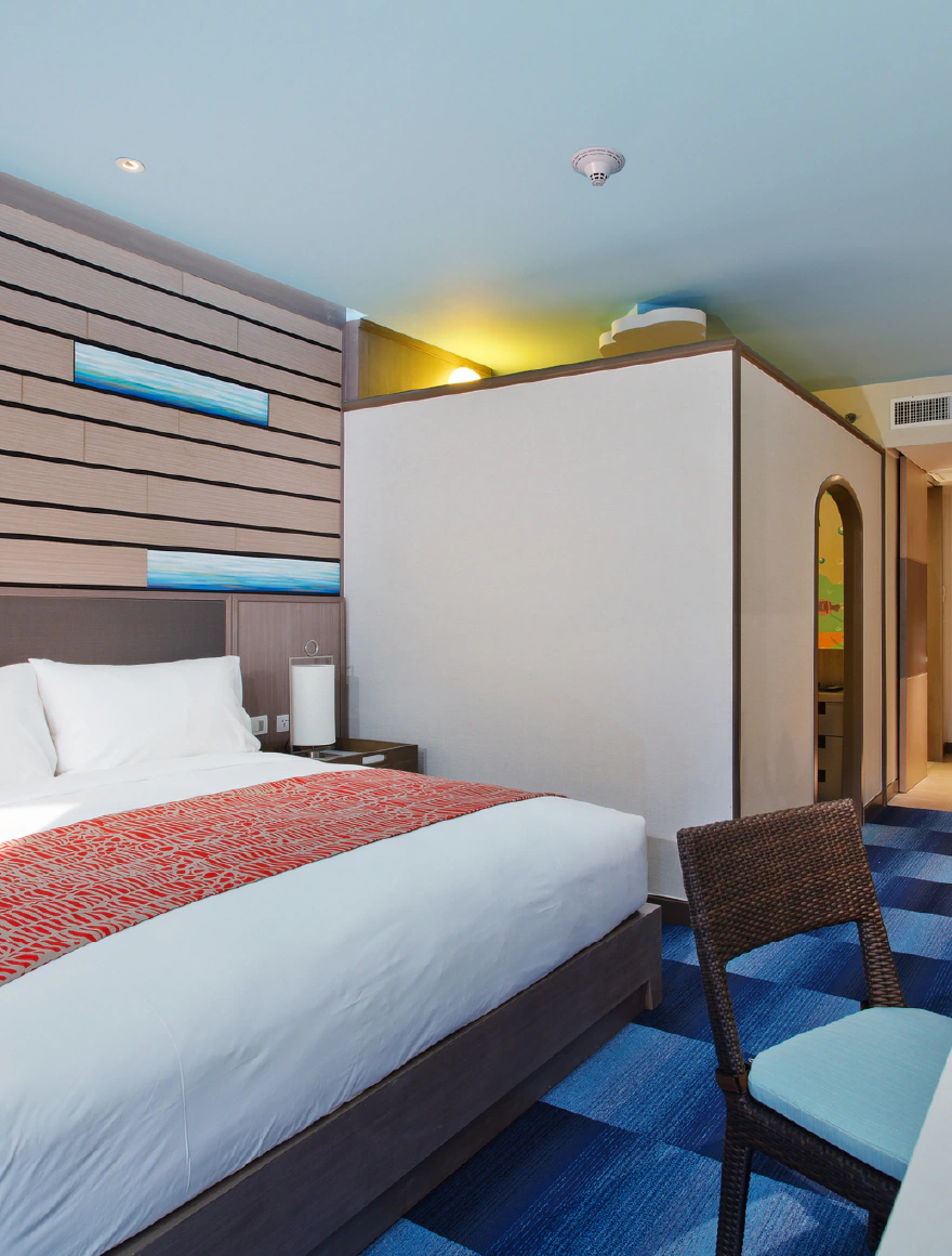 1 King 1 Bunk Bed Standard Family Room