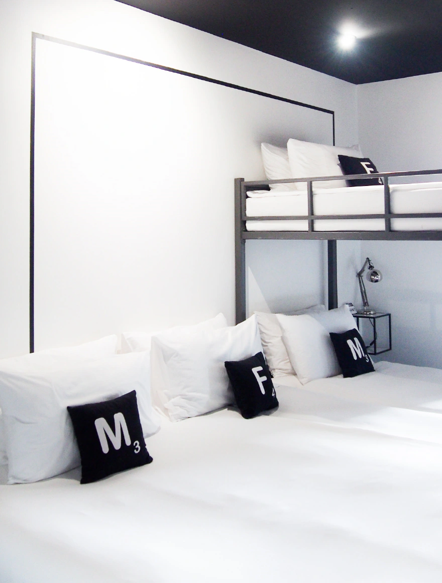 Orangutan Pod (Deluxe King Bed + Bunk Bed)