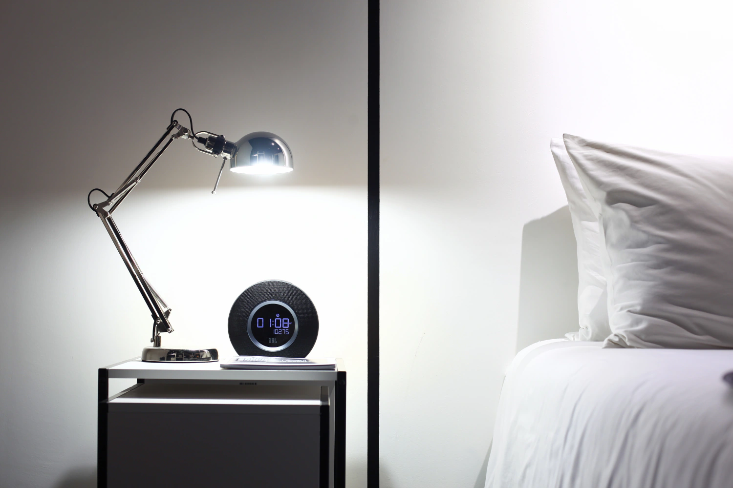 Chimpanzee Bath Pod (Deluxe Double Bed with outside Bathtub)