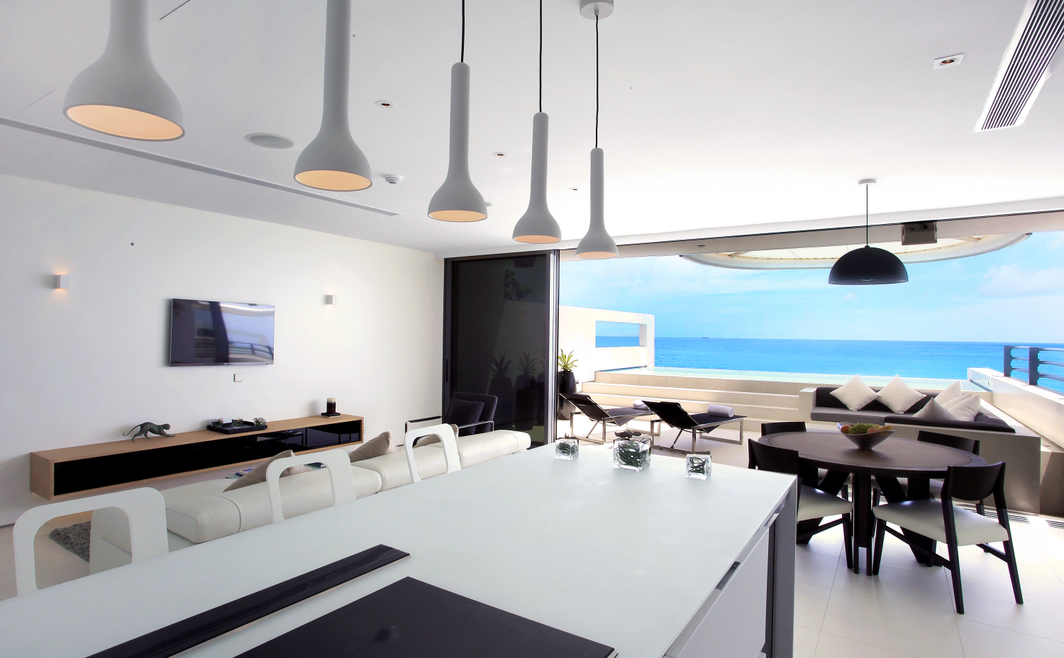 One Bedroom Sky Pool Villa