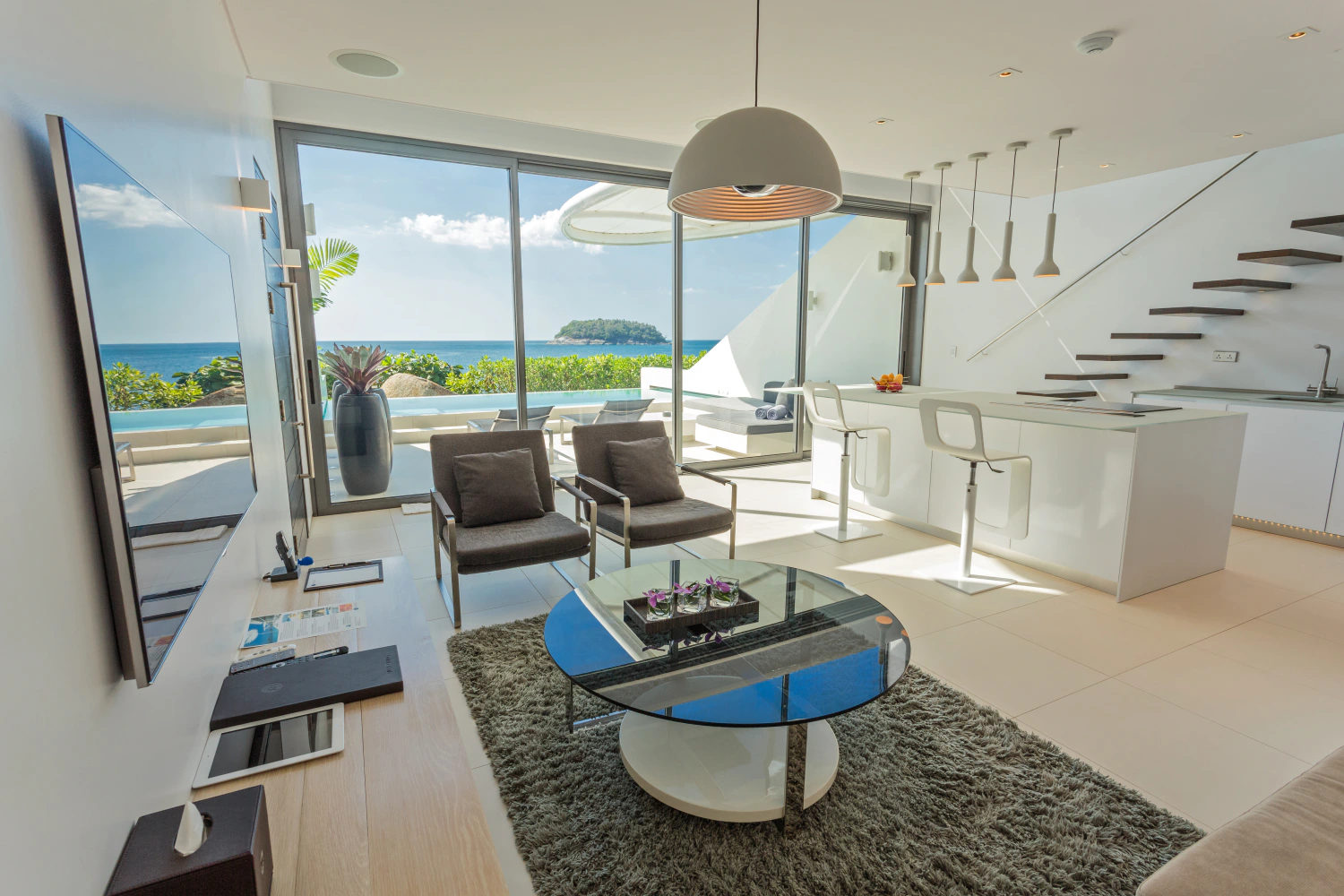 One Bedroom Ocean Loft Pool Villa