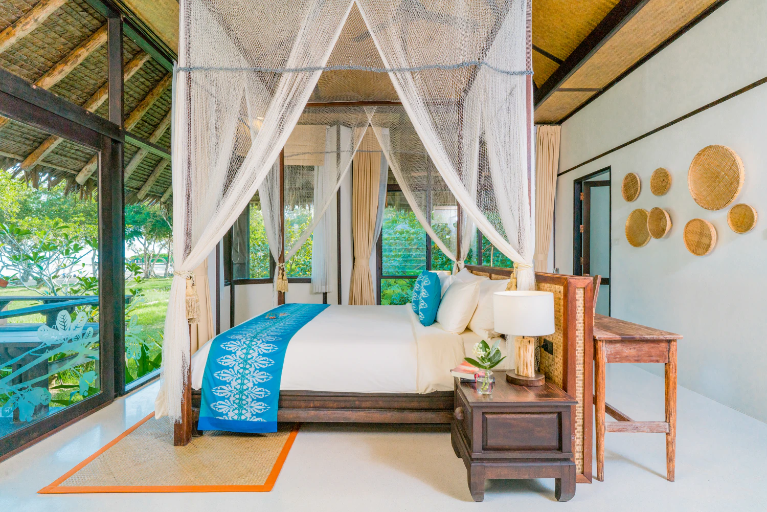 One Bedroom Beachfront Villa