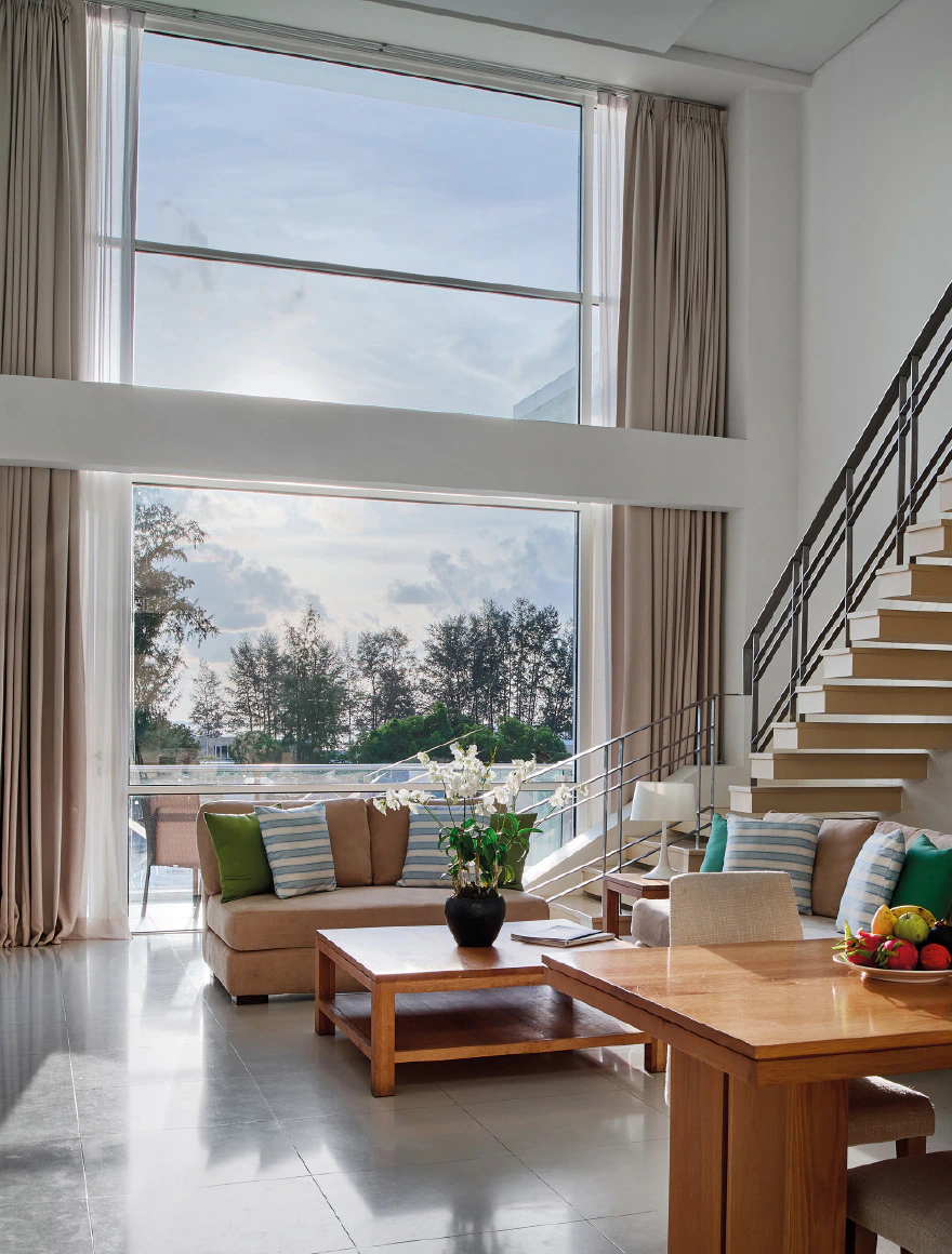 Four Bedroom Penthouse Pool Suite with Kitchen