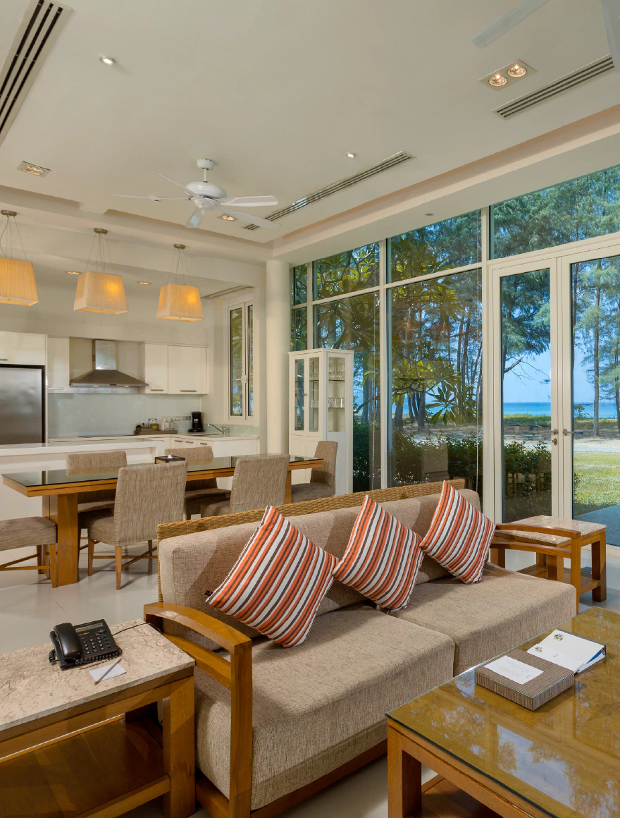 Three Bedroom Ocean Front Pool Villa with Kitchen