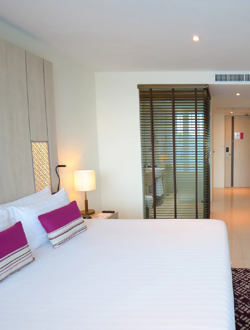 Executive King with Balcony