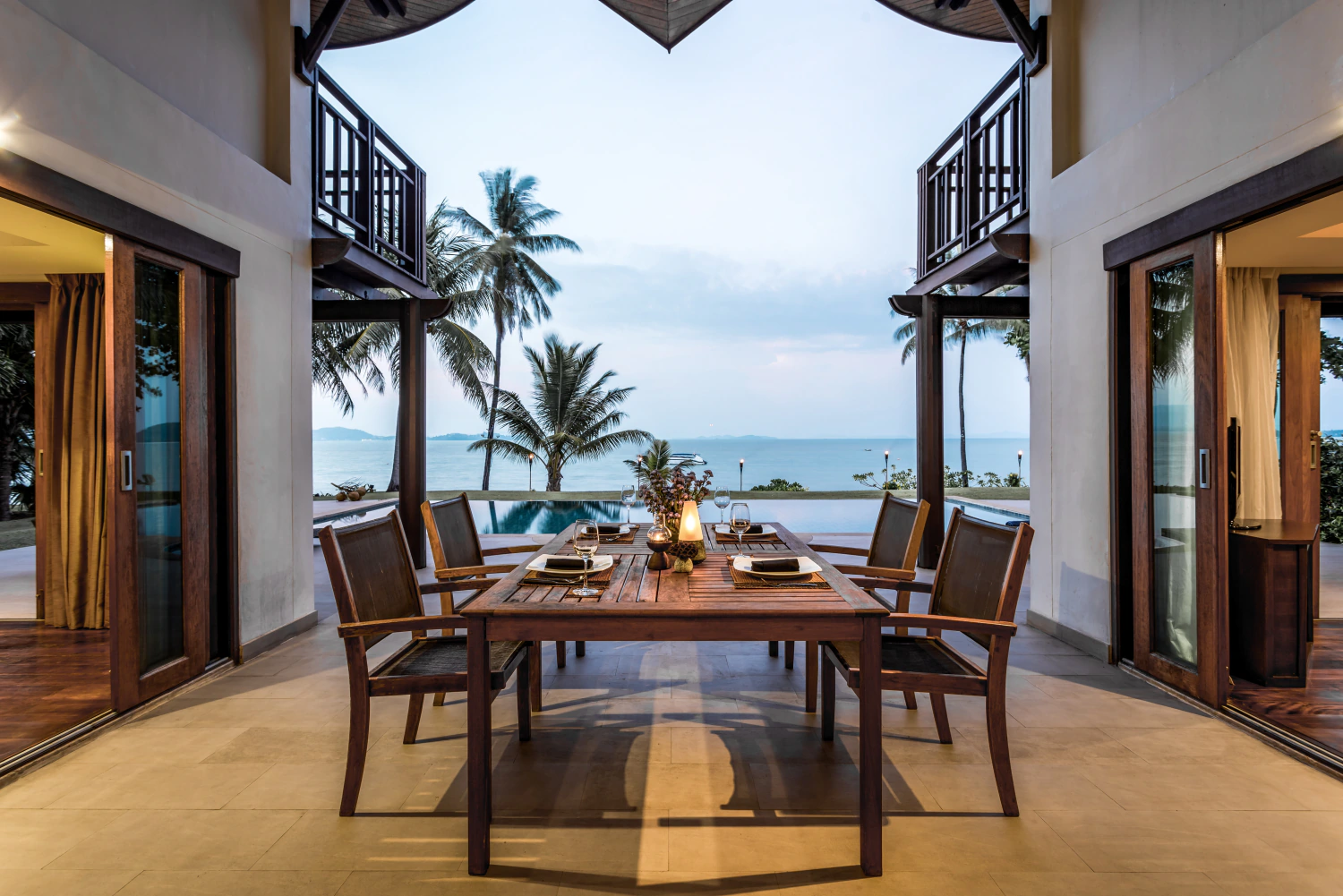 In-Villa Dining
