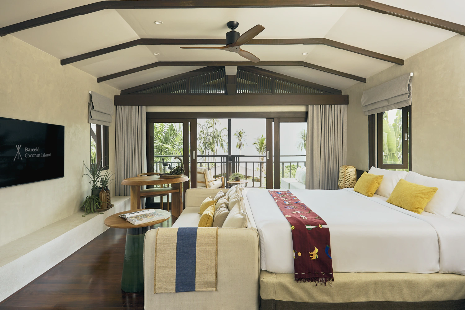 Lux Grand Two Bedroom Pool Villa