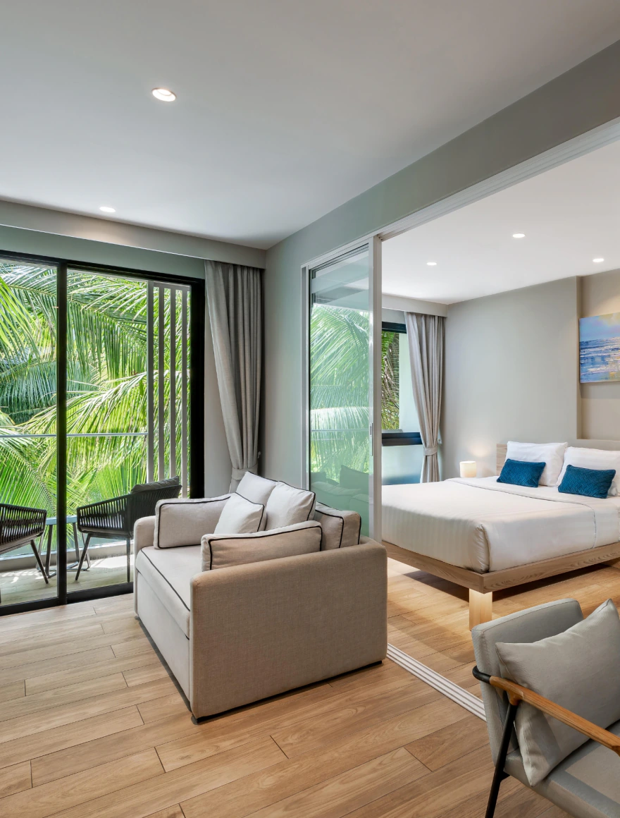 Grand Deluxe Suite Double Pool View