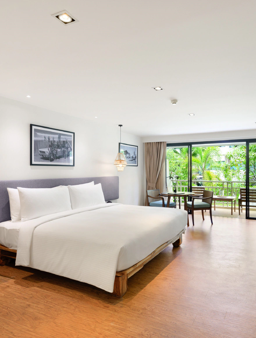 Deluxe Garden Balcony