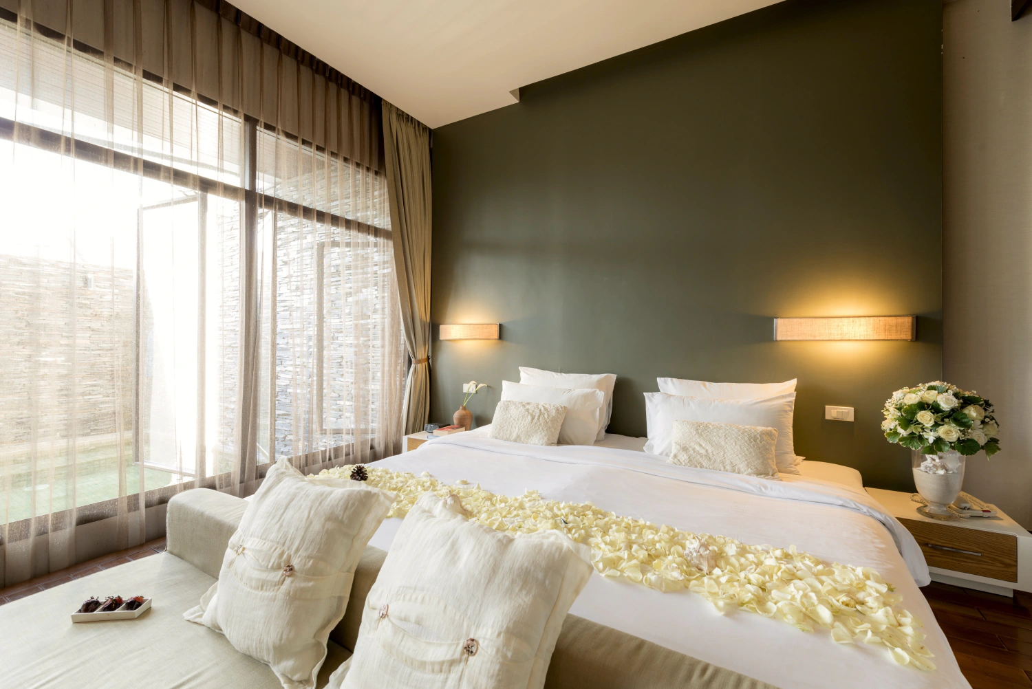 One Bedroom Deluxe Suite Plunge Pool