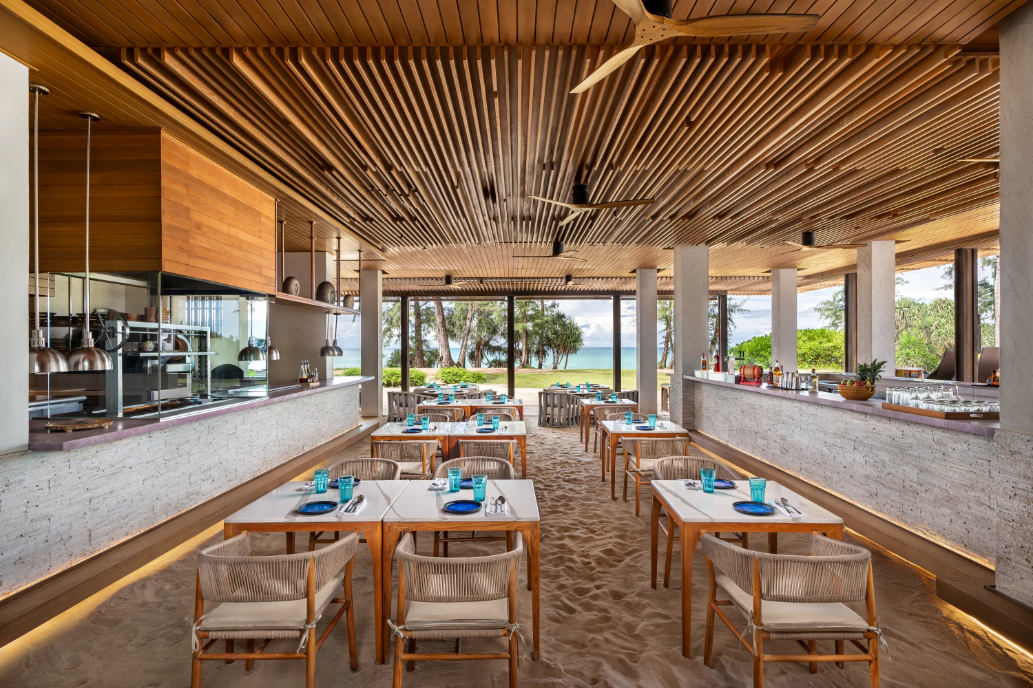 Sand Box Bar & Eatery