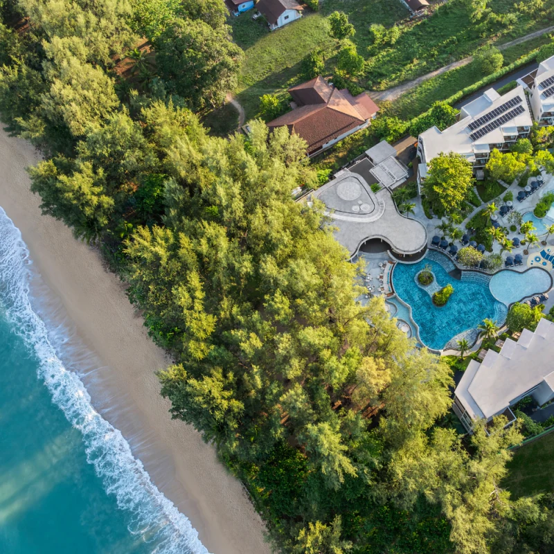 Le Méridien Phuket Mai Khao Beach Resort