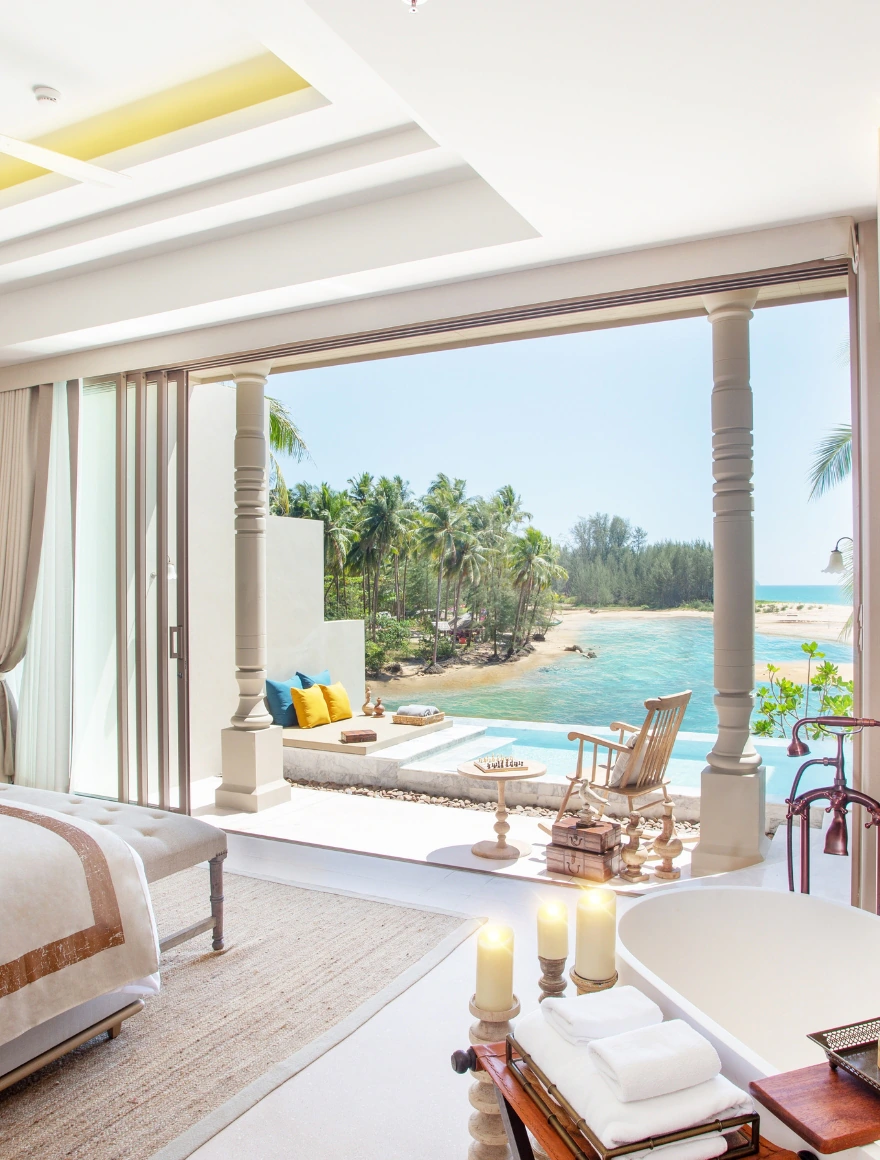 Seaside Pool Paradise Suite