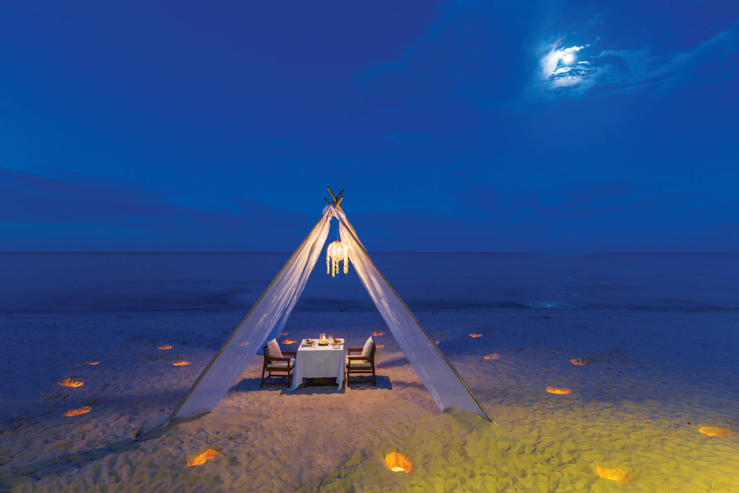 Private Beach Dining