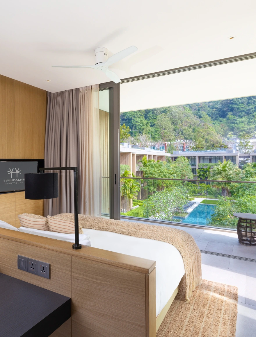 One Bedroom Grand Azure Pool Penthouse