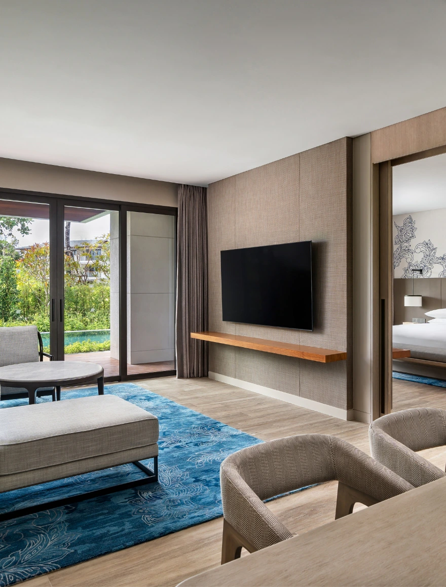 Family Suite Pool Access