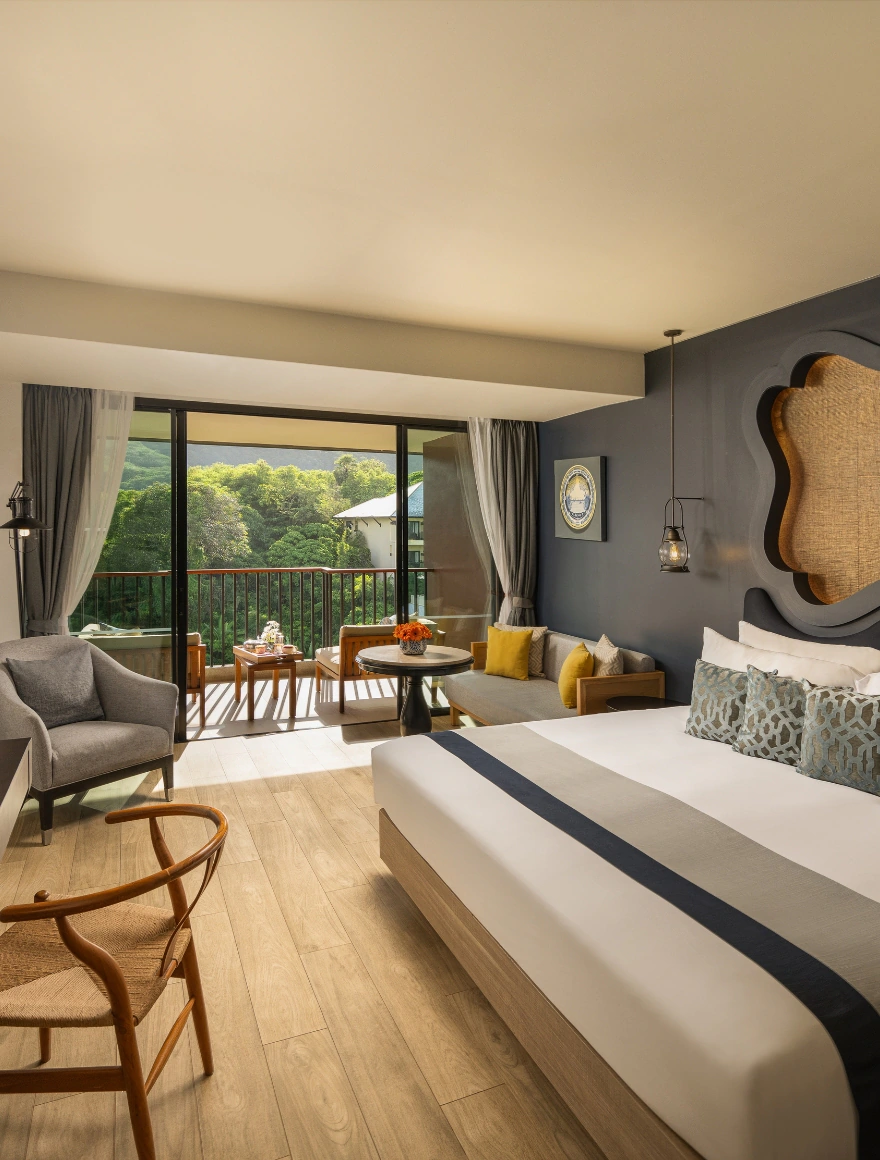 Deluxe Mountain View