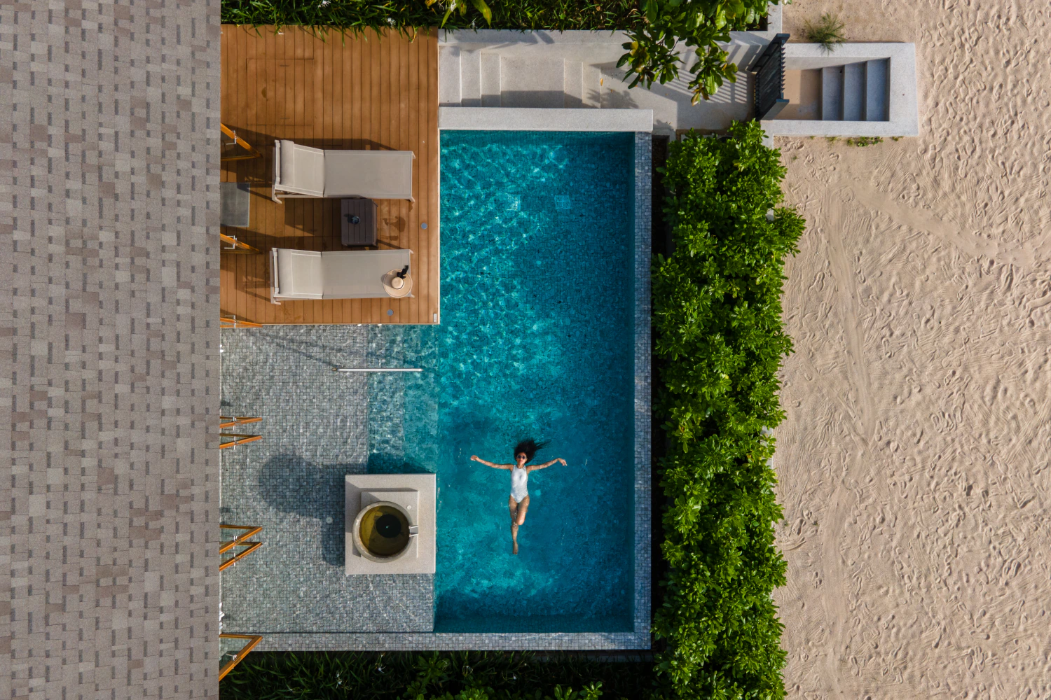 One Bedroom Beachfront Pool Villa