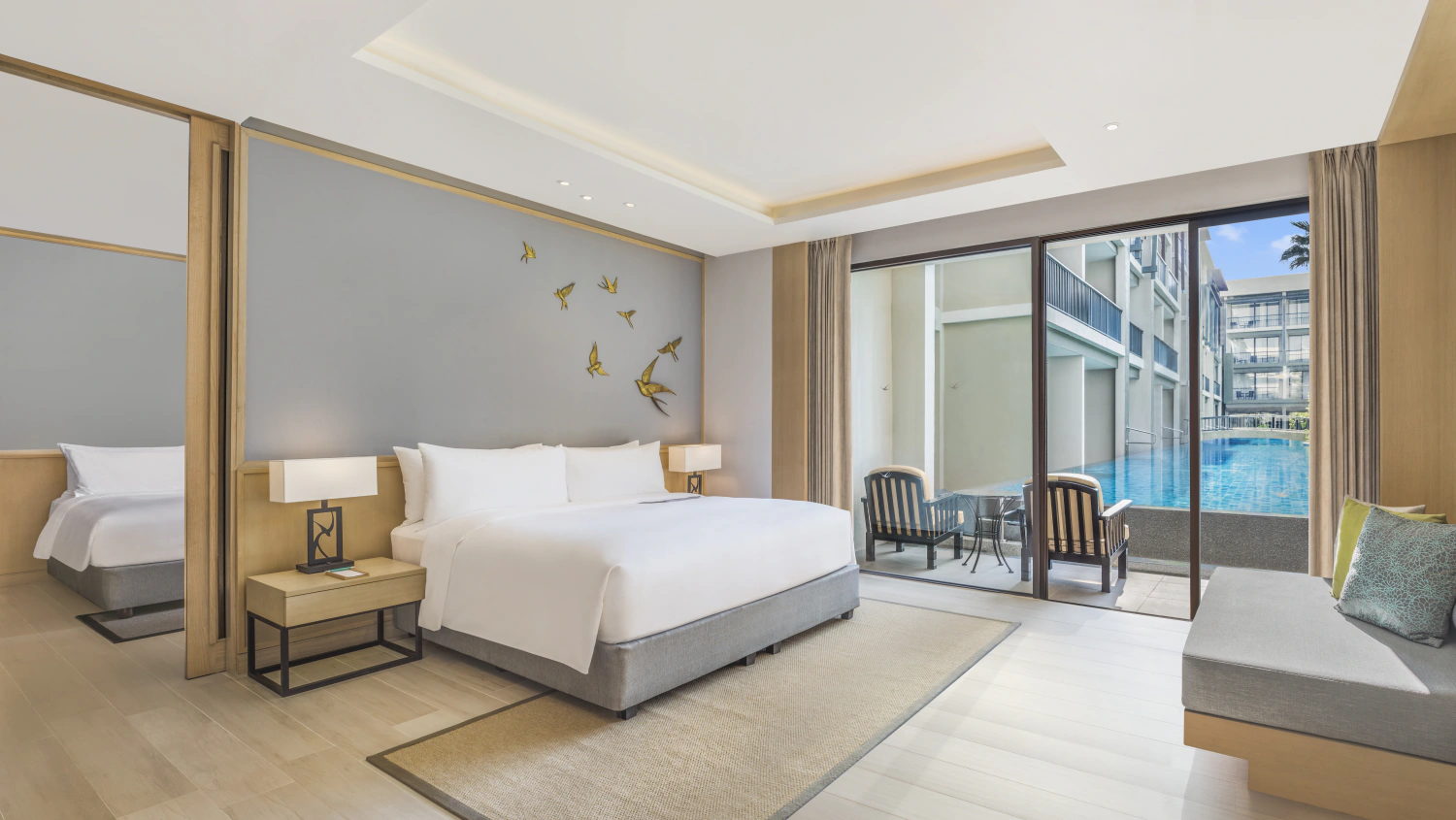 Family Room Pool Access