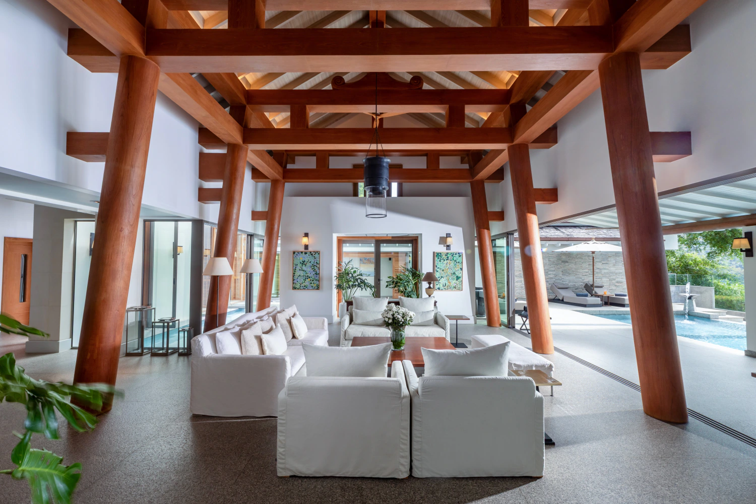 Living & Dining Area