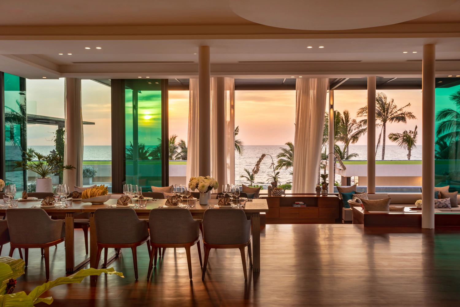 Service & Hospitality