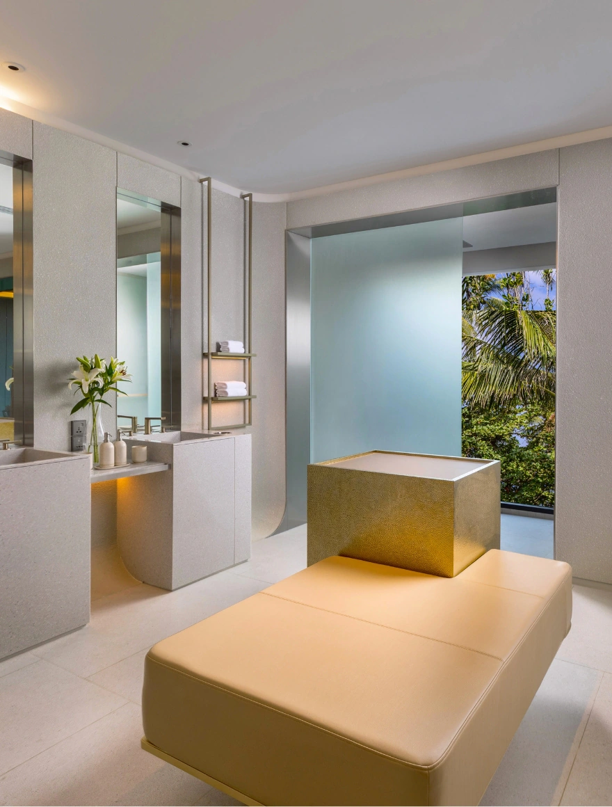Guest Room 8