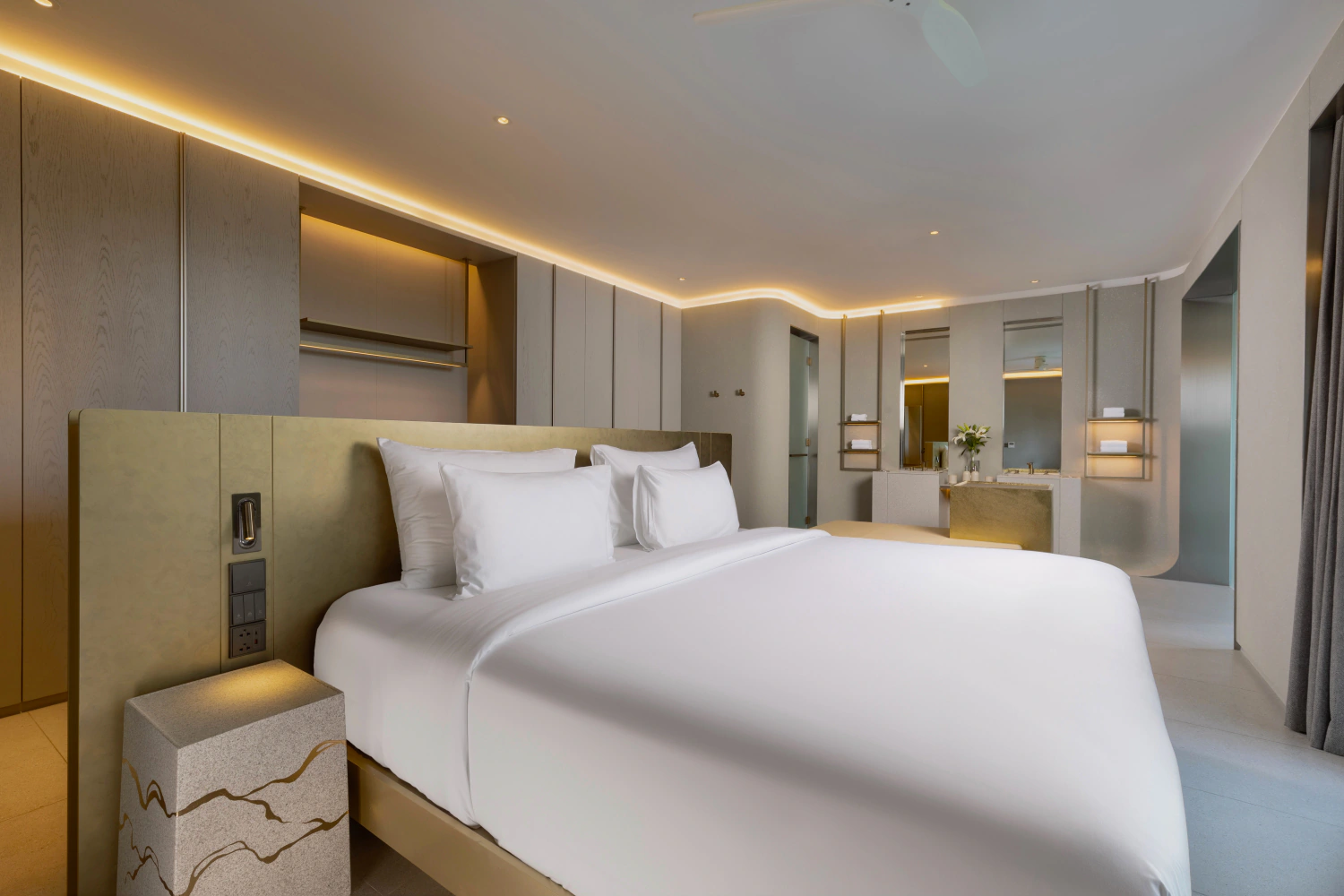 Guest Room 8
