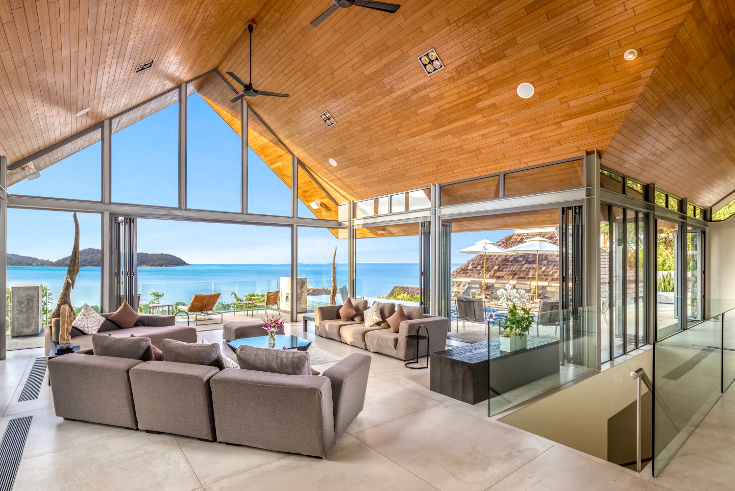 Living & Dining Area