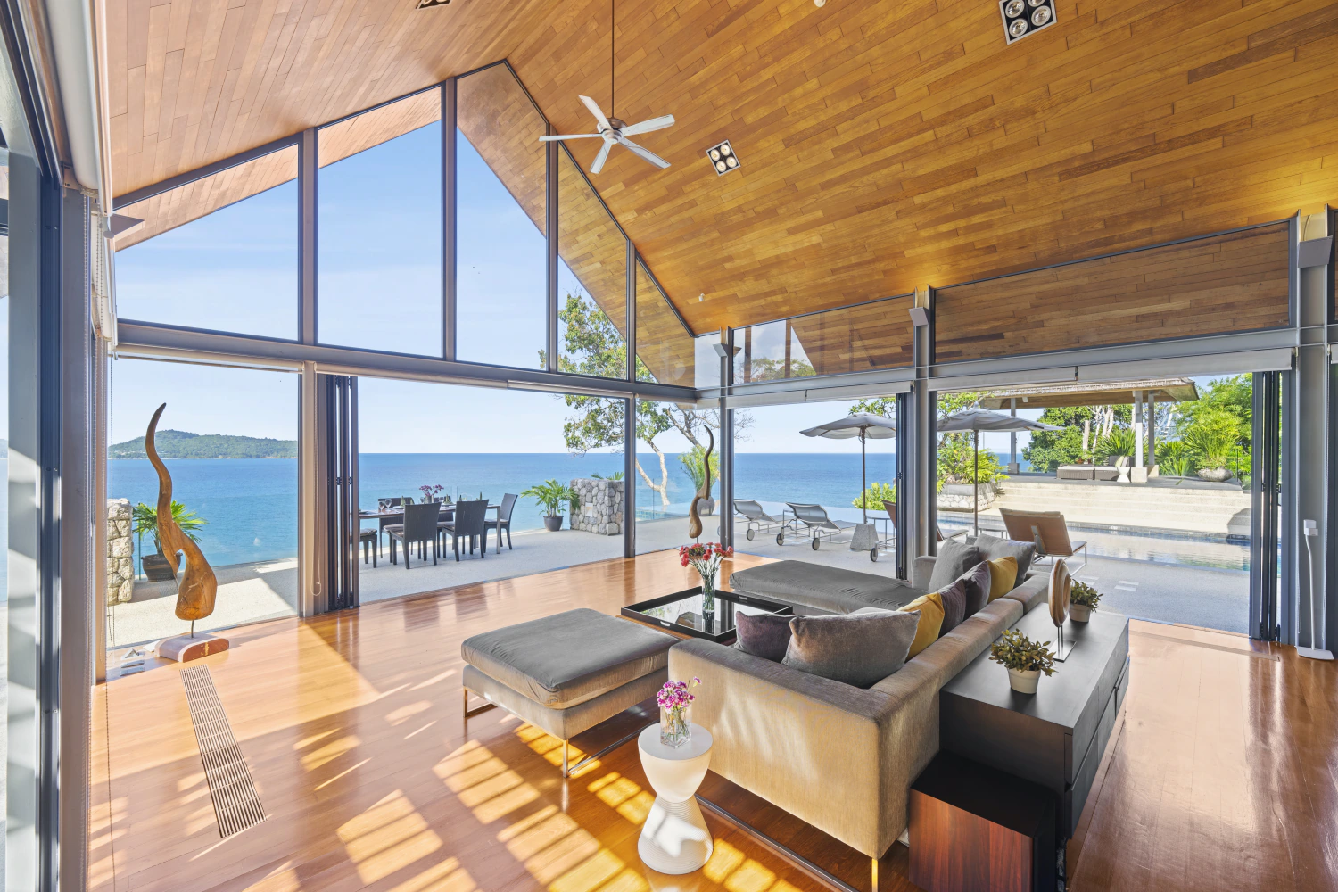 Living & Dining Area