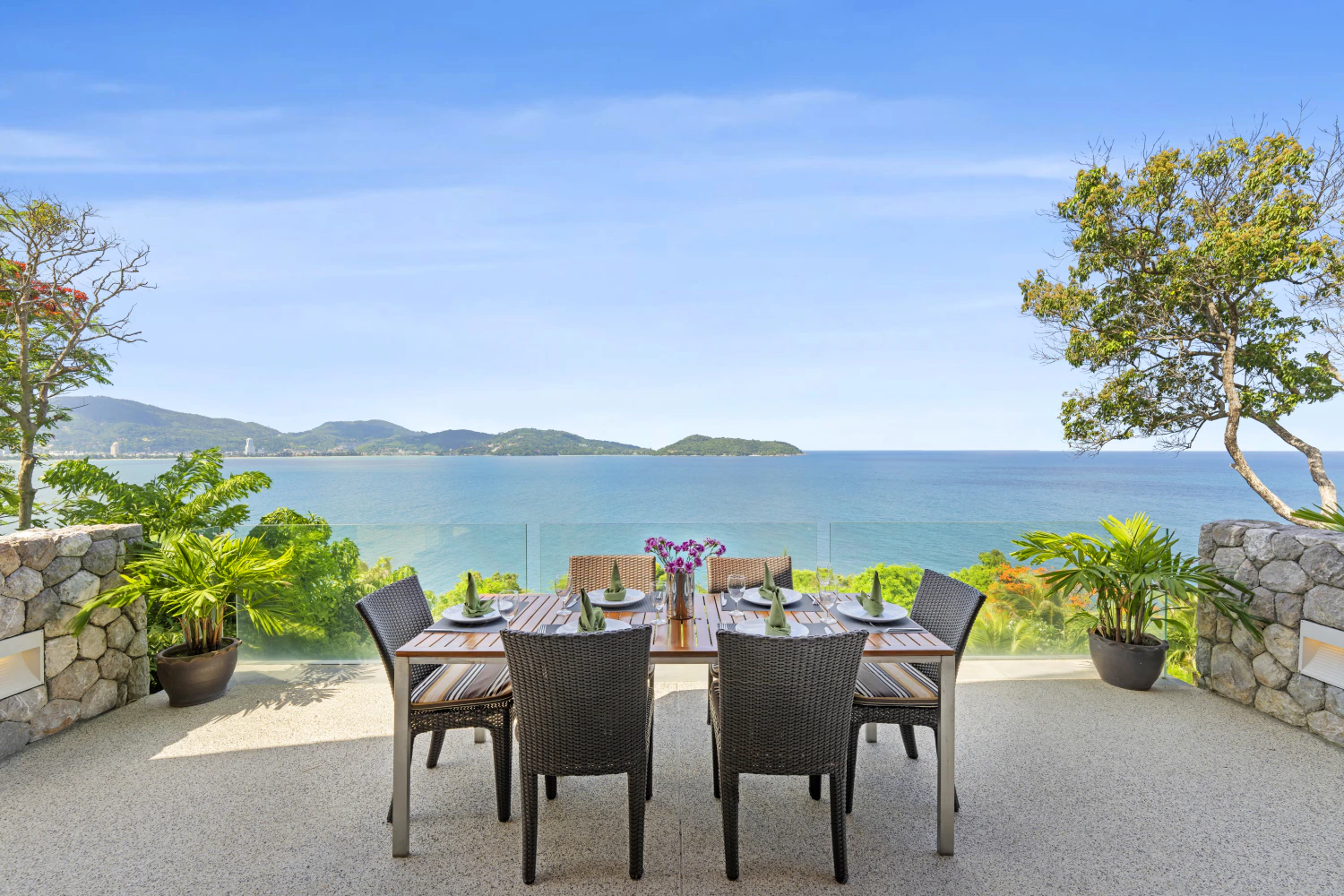 Service & Hospitality