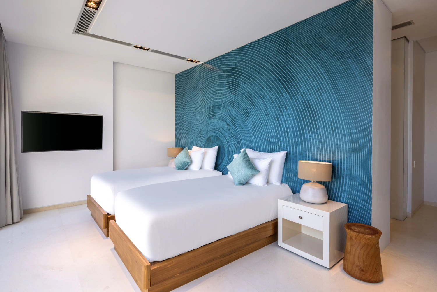 Guest Room 2
