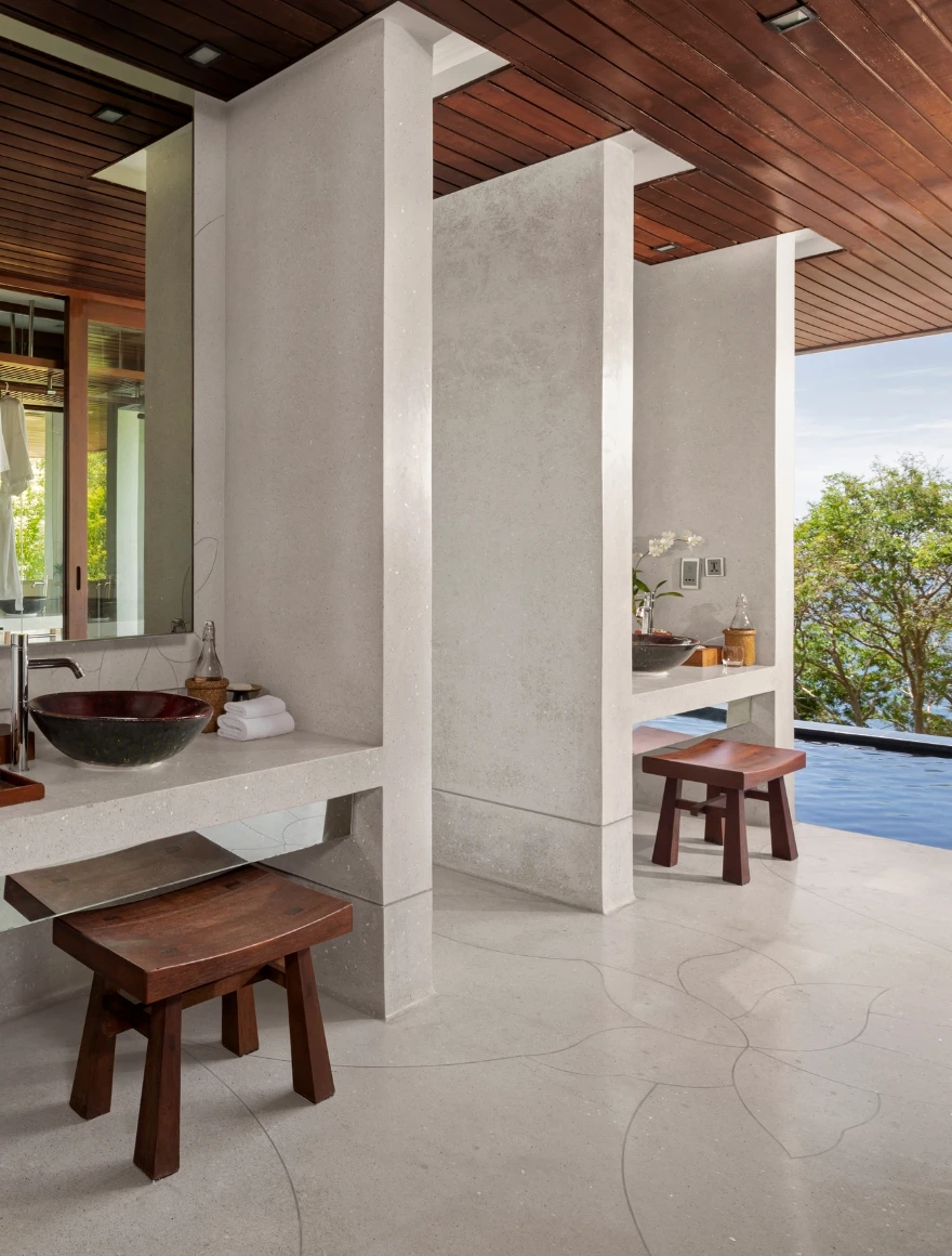 Spa Pool Suite