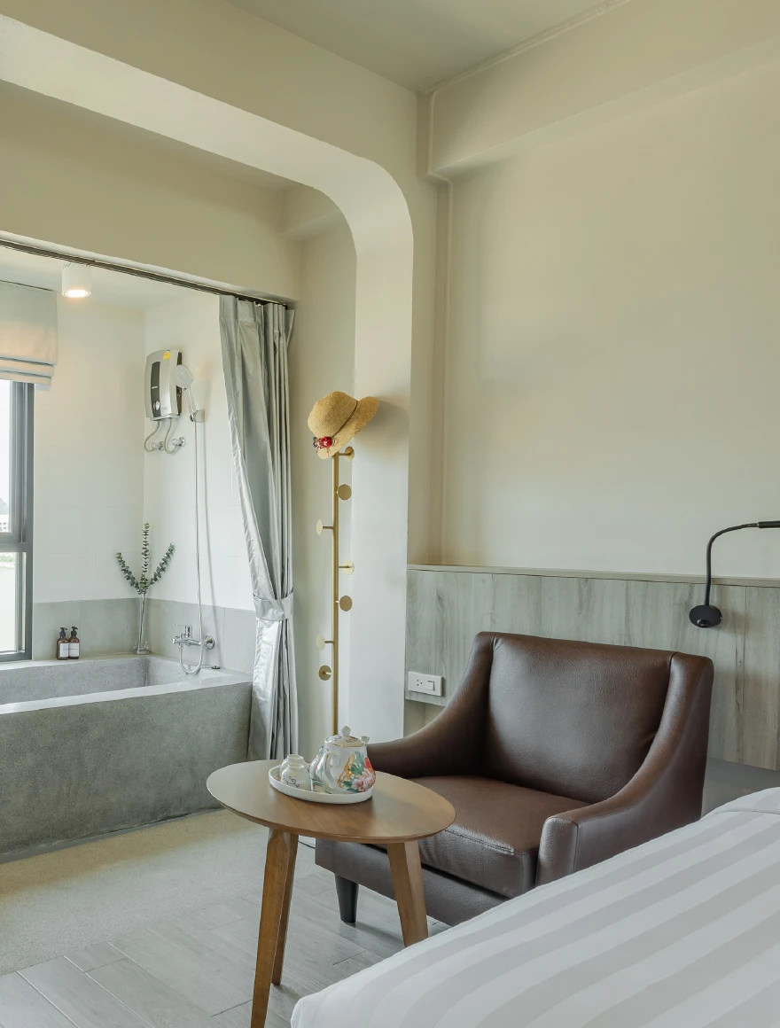 Peach Suite
