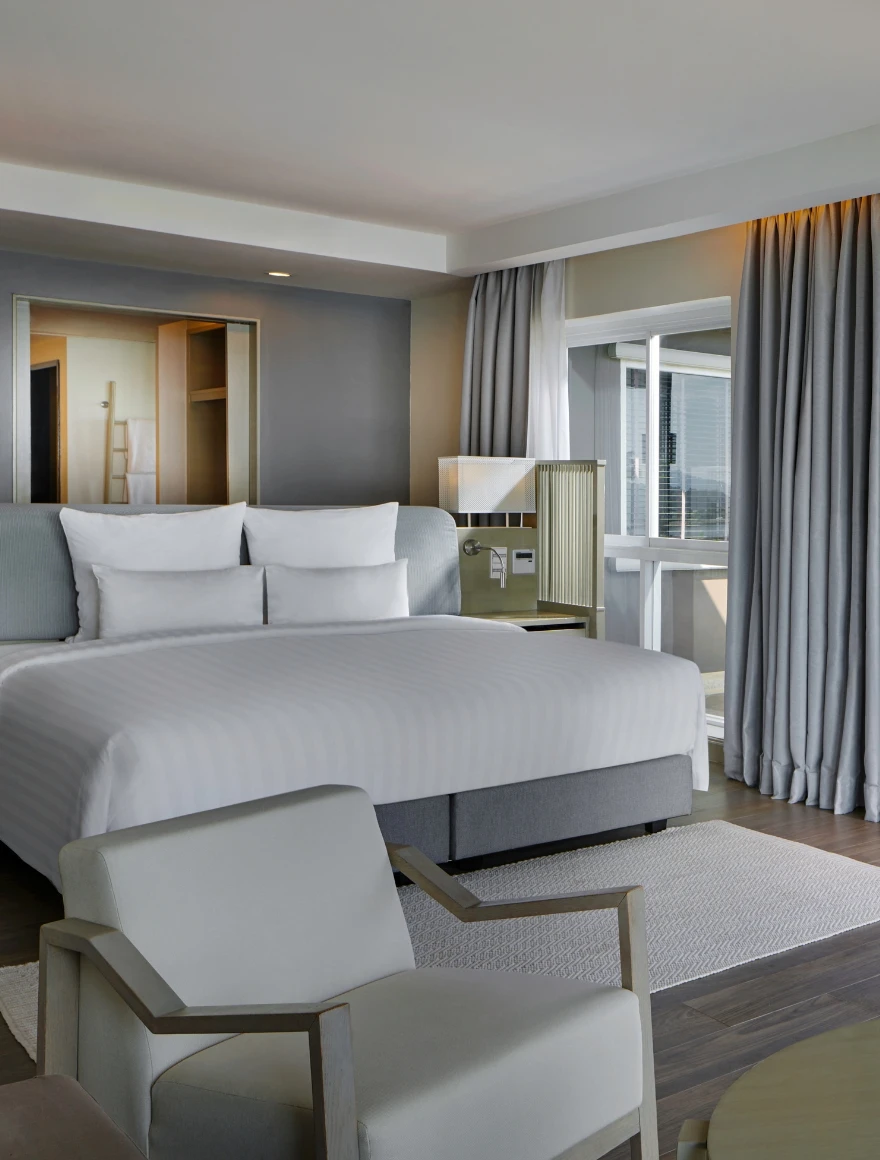 Deluxe Suite