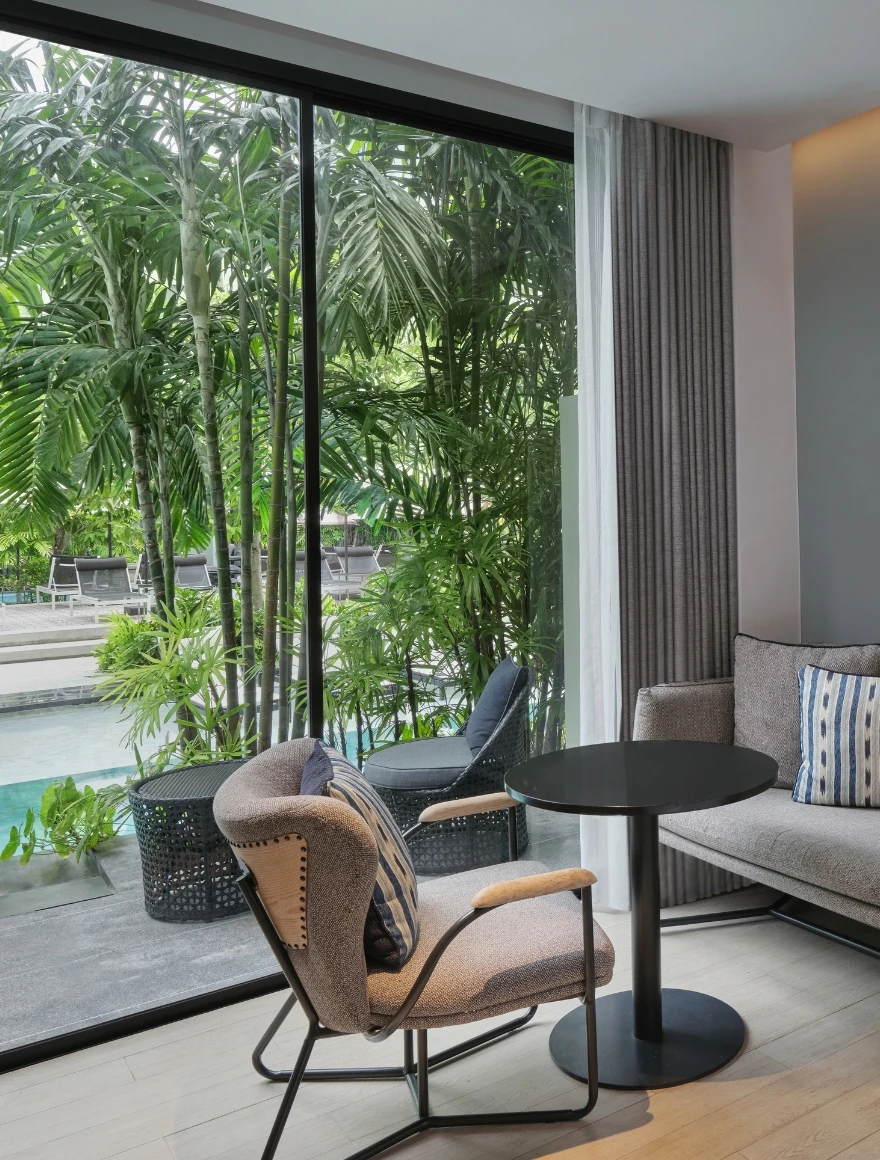 Pool Access Room