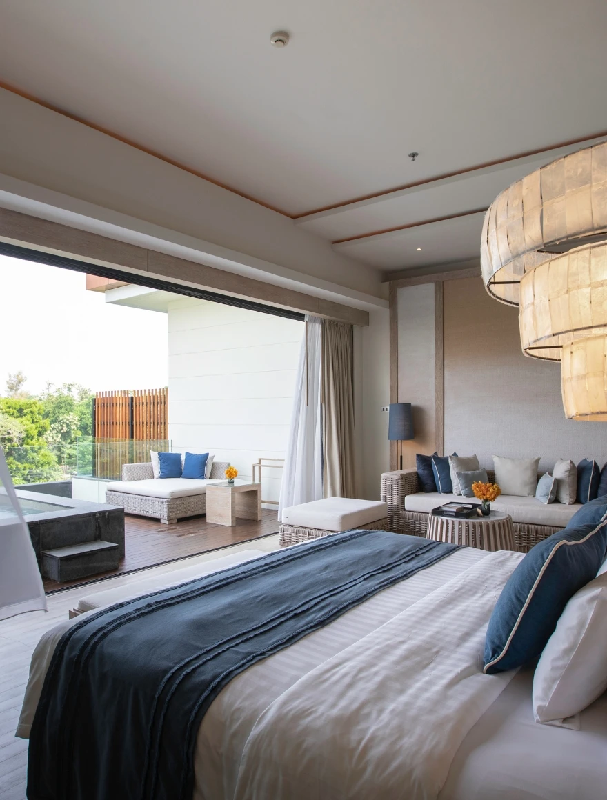 Sky Pool Suite