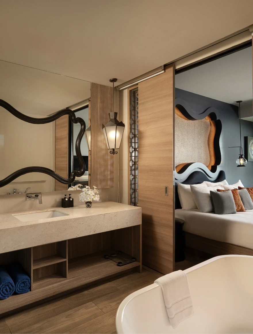 Deluxe Sea View Pool Access Suite