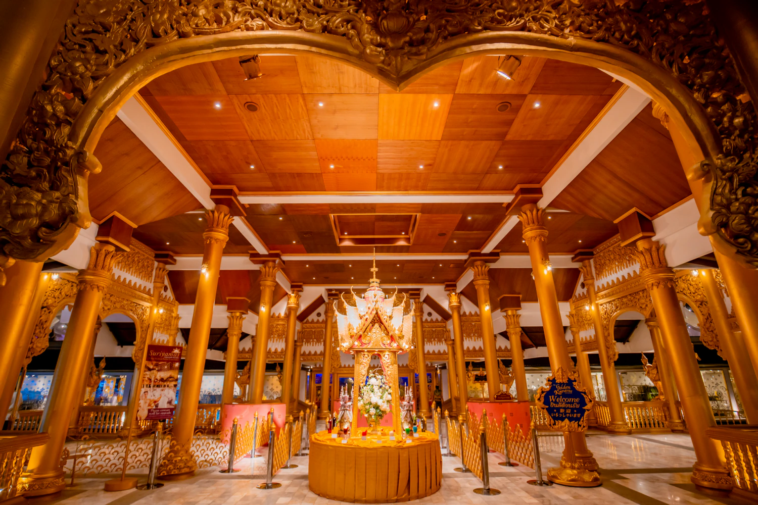 Das Golden Kinnaree Buffet im Phuket FantaSea