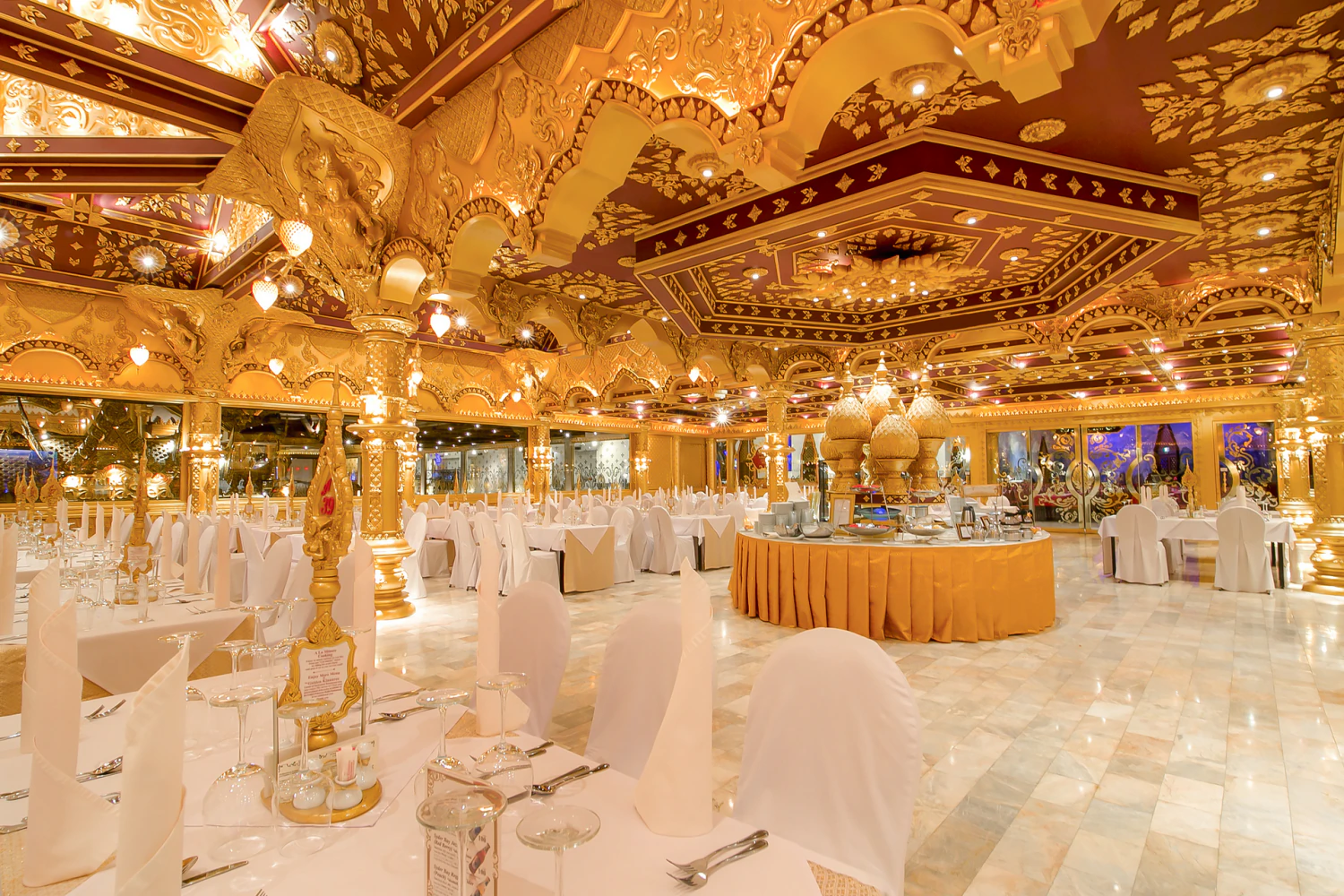 Das Golden Kinnaree Buffet im Phuket FantaSea
