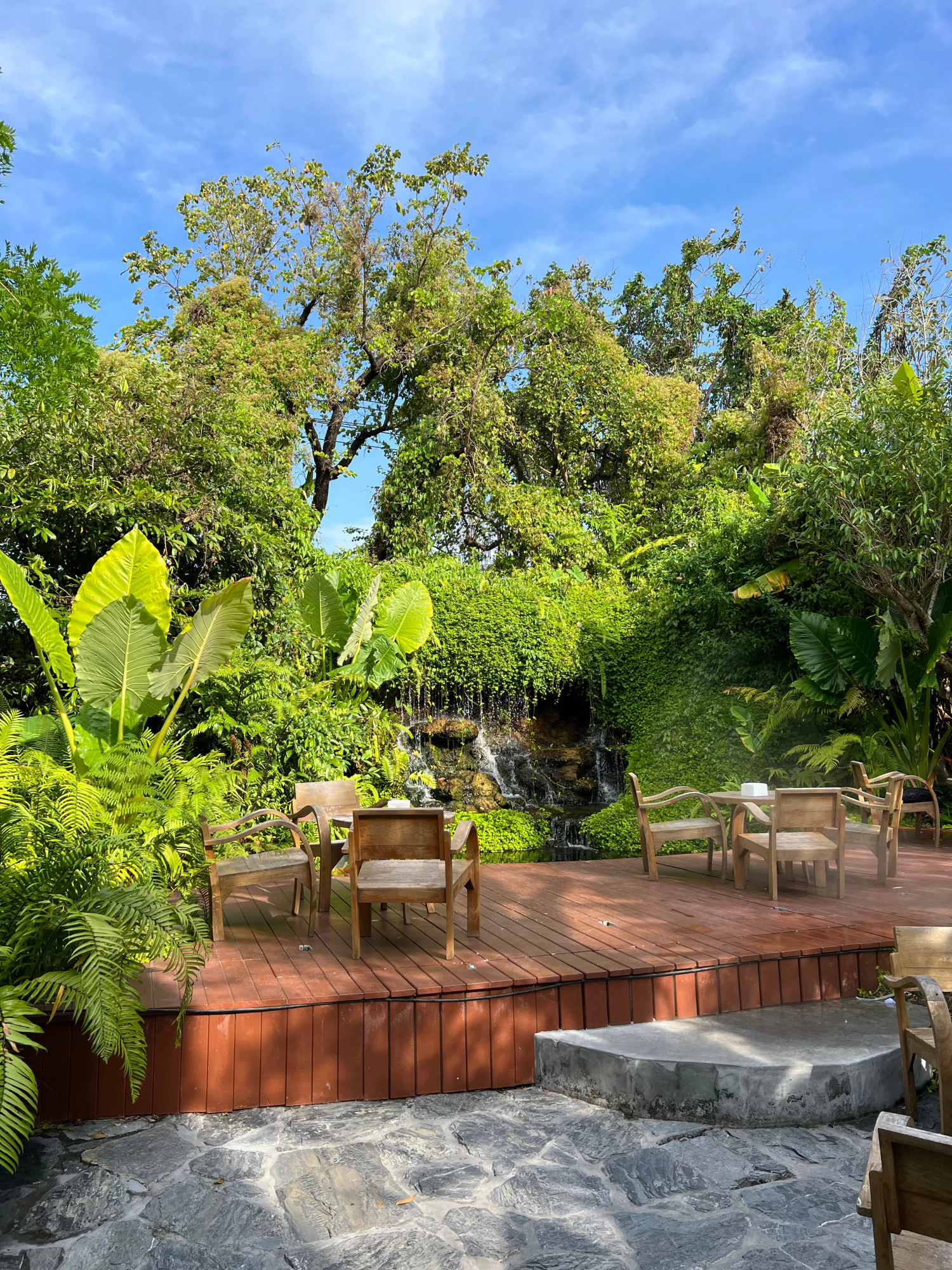 Raga Coffee & Homemade Bakery