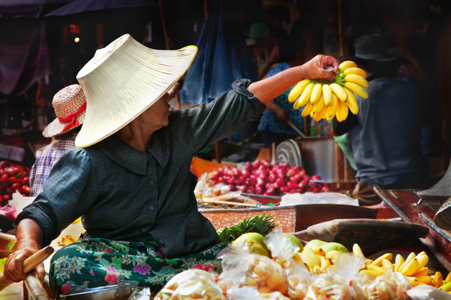 Damnoen Saduak Floating Market