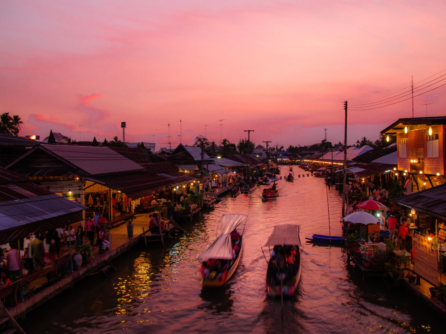 Amphawa Floating Market