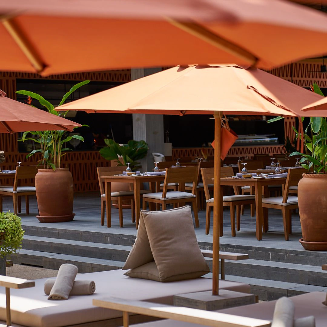 Which beach club is right for your day? - Café del Mar – DJs and events on Kamala Beach