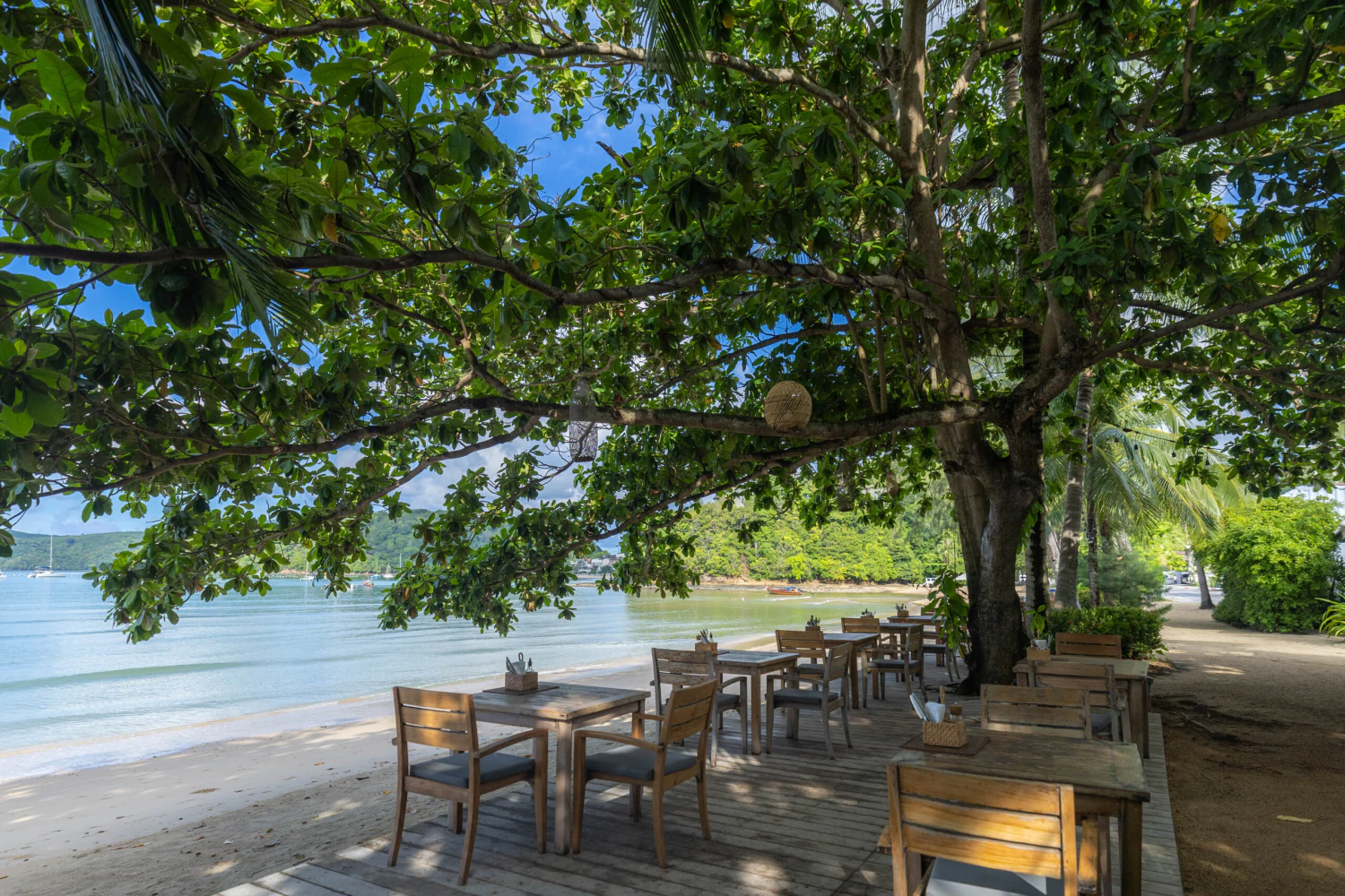 Restaurants direkt am Strand - The Cove Phuket – Casual Dining in Ao Yon Noi