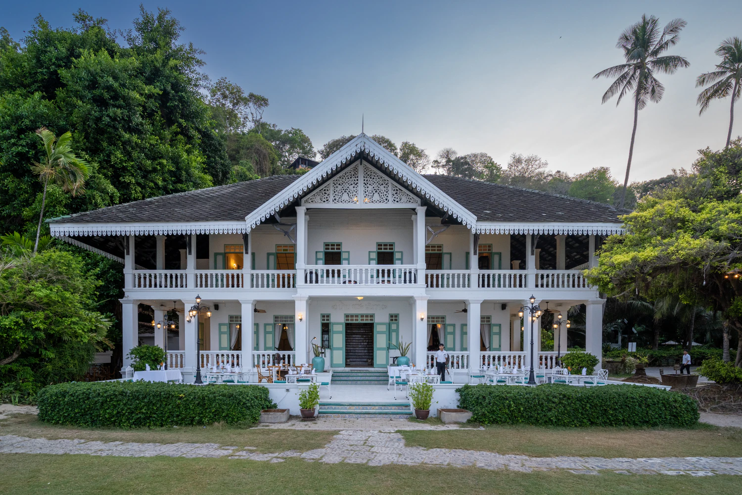 Besondere Restaurants und Rooftop Bars - Panwa House – Thailändische Küche in einem historischen Herrenhaus