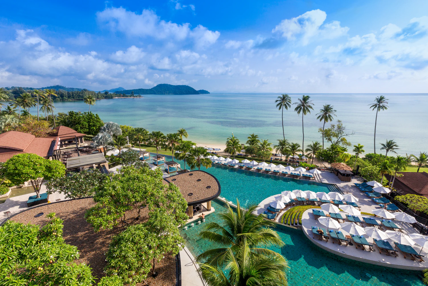 Ein vielseitiges Resort für Familien und längere Aufenthalte - Pullman Phuket Panwa Beach Resort – Resortkomfort an der Makham Bay