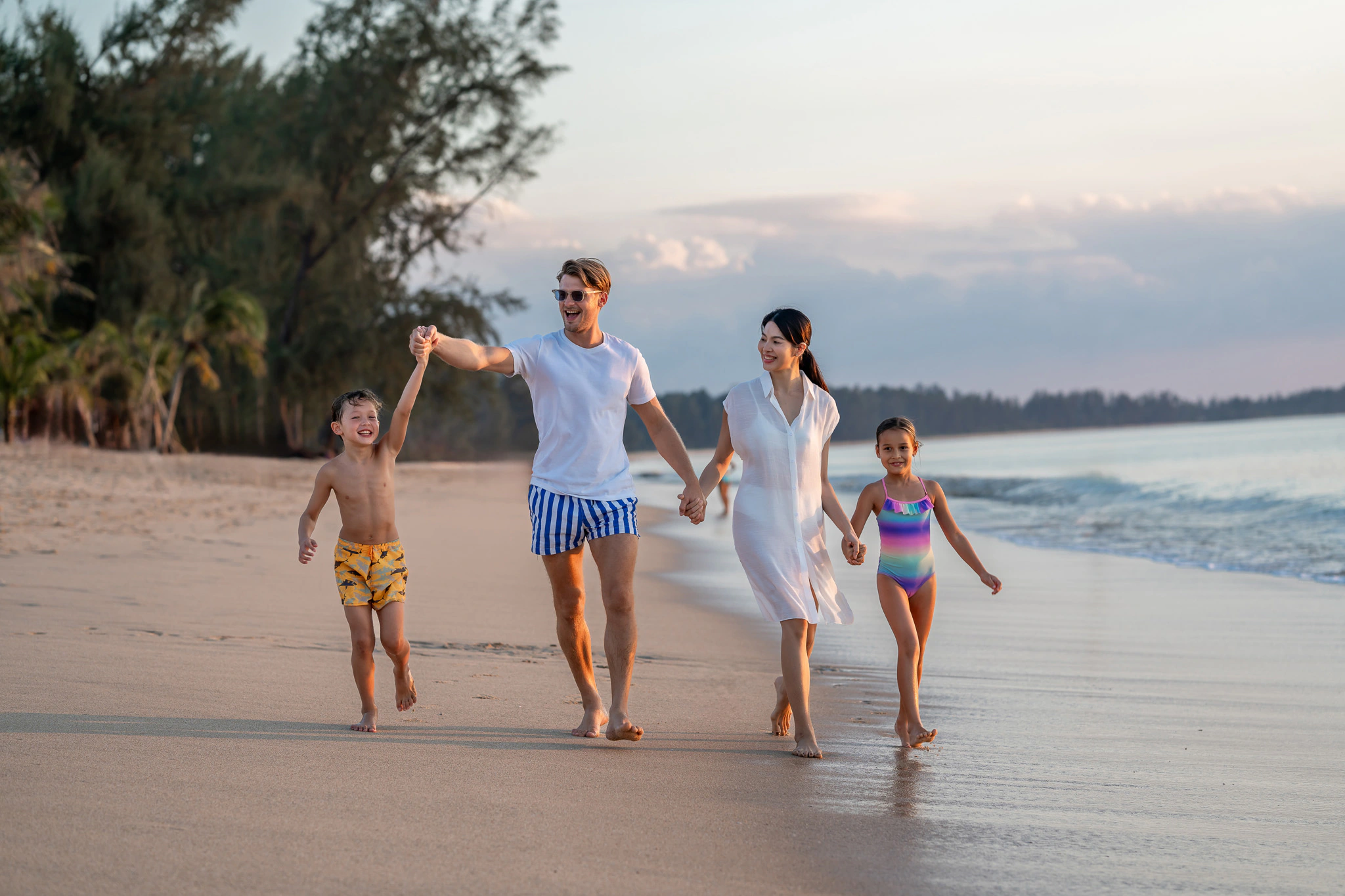 Khao Lak with kids – The best things to do & family-friendly hotels